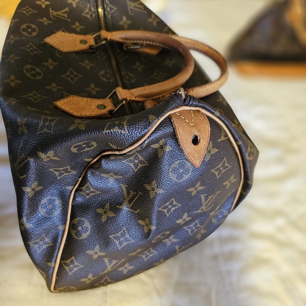 Used authentic lv speedy - Picture 3 of 5